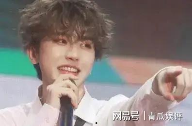 爆料直播间蔡徐坤视频,揭秘偶像背后的真实瞬间